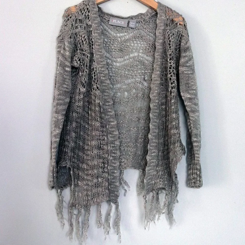 Girl's Gray Shawl